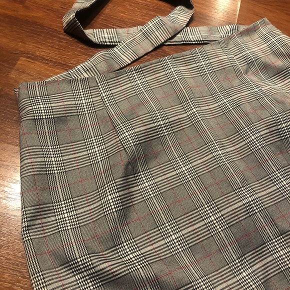 Plaid Bow Over Kleshas Mini Skirt. Size LG. - Picture 3 of 12